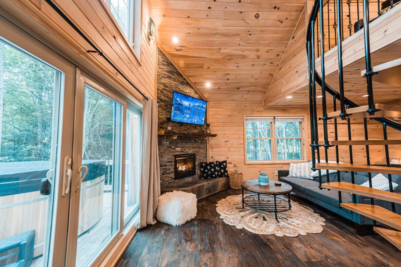 Moonlight Treehouse At Belgrade Hospitalityヴィラ エクステリア 写真